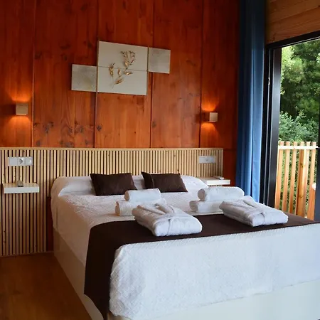 Compostela - Pedroso Con Banera De Hidromasaje Кемпинг